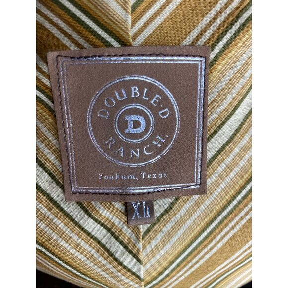 XL, Double D Ranch, tan corduroy with hook & eye closure and stud details. - Picture 9 of 15